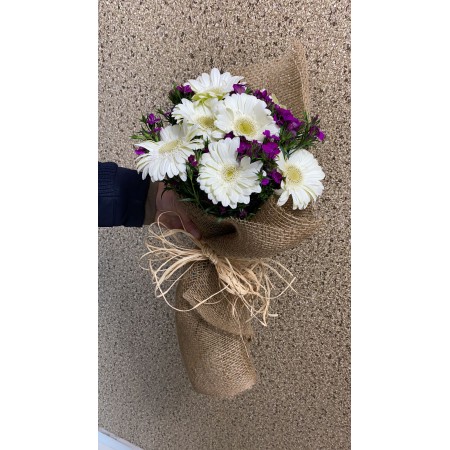 6 Beyaz Gerbera Hüsnüyusuf Buketi